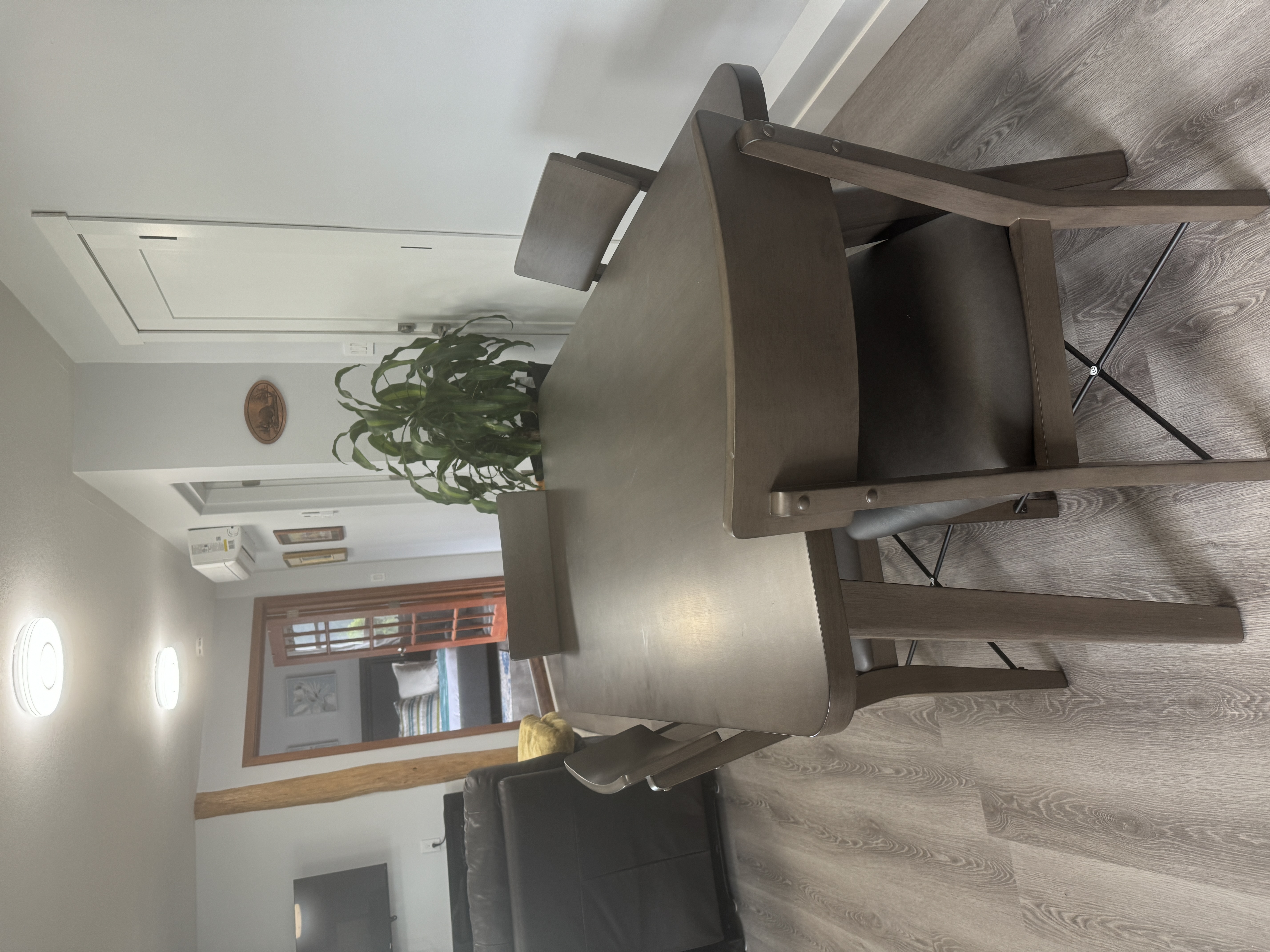 1260 Marine Drive – Dining Room